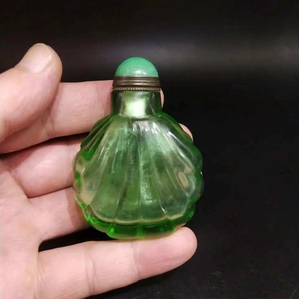 Vintage Collectible Bottles - Çin antika yeşil şeffaf cam prizmatik